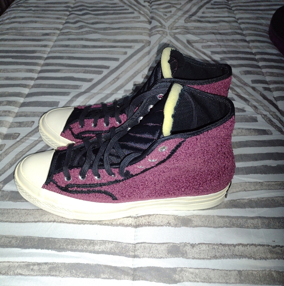 Converse Chuck Taylor,size 8.5 men or 10 women, brand new